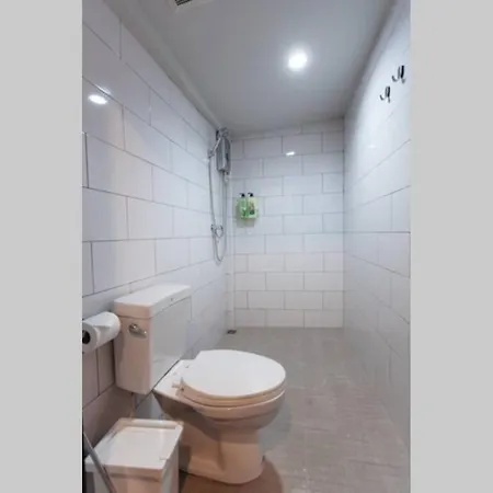S3 Silom26 - S3 Silom Central, Large Room, Full Kitchen, Wifi,