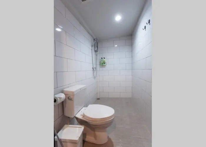 S3 Silom26 - S3 Silom Central, Large Room, Full Kitchen, Wifi, 公寓 曼谷